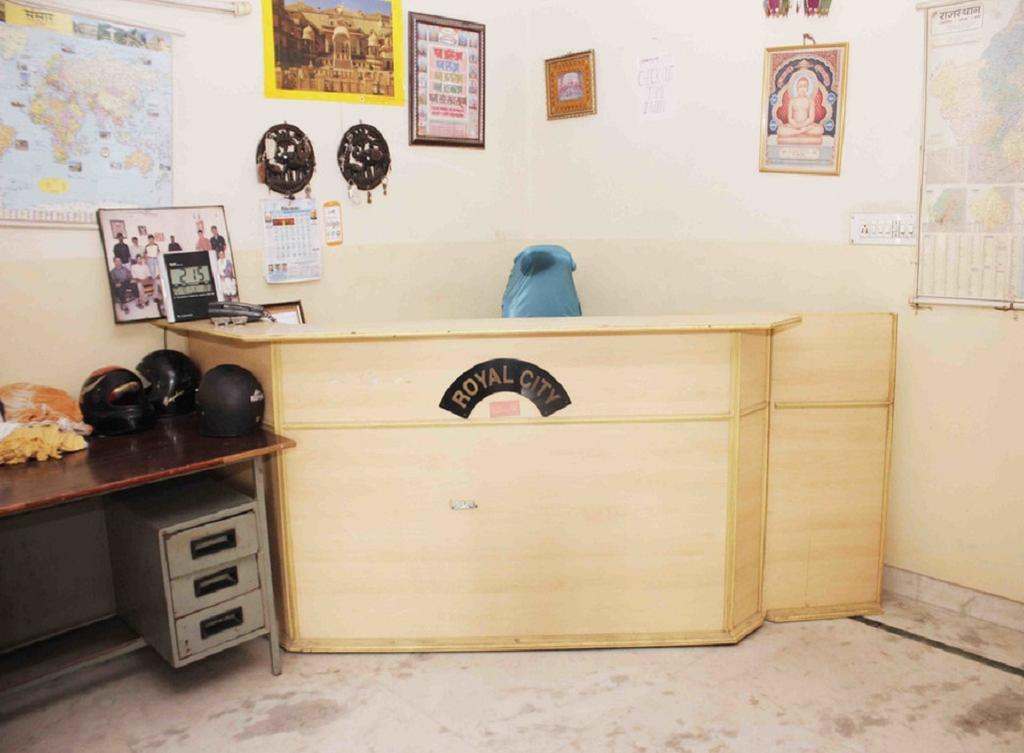Royal City Guest House Jaipur Buitenkant foto